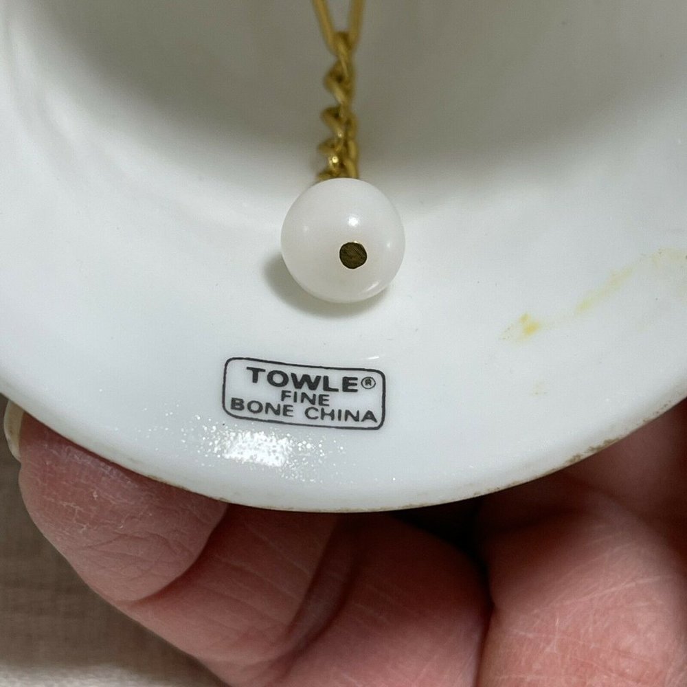 Towle Fine Bone China Robin Bird Bell Spring - Picture 8 of 9